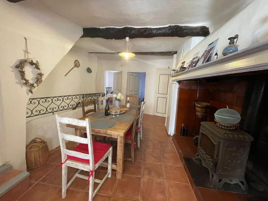 Maison De Village Holiday home *