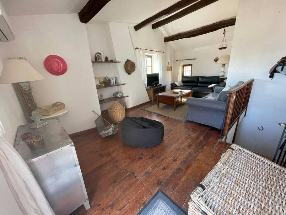 Maison De Village Peret